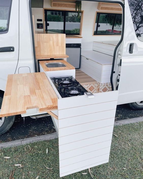 Wohnmobilschrank, Außenküche2